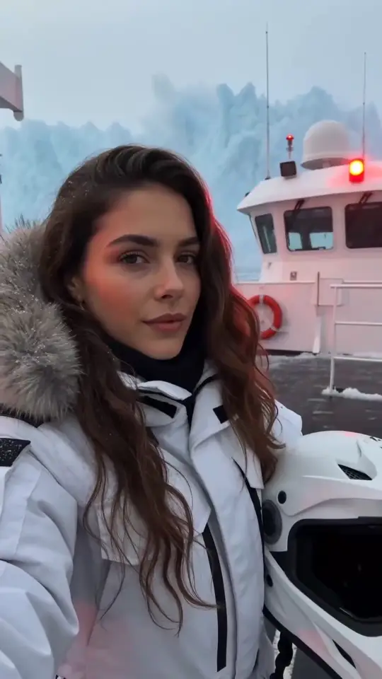 Snowmobile Glacier Ramp