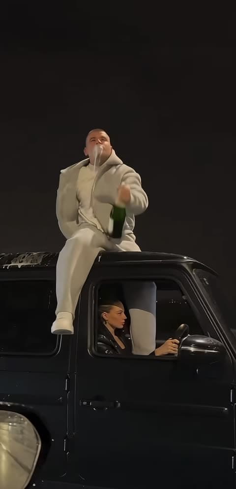 Champagne Shoot on G Class