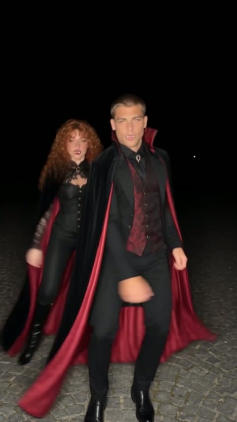 Vampire Duo Night Dance